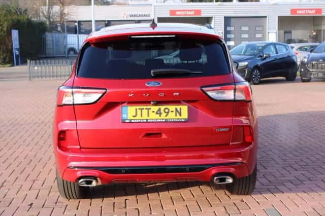 Ford Kuga (2024) thumbnail 6