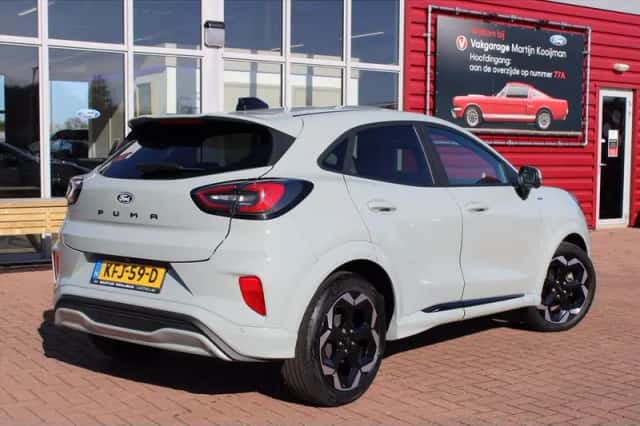 Ford Puma (2024) thumbnail 2