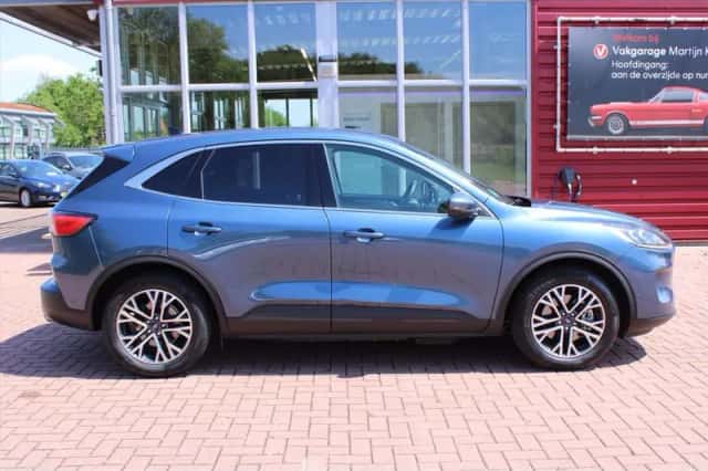 Ford Kuga (2020) thumbnail 5