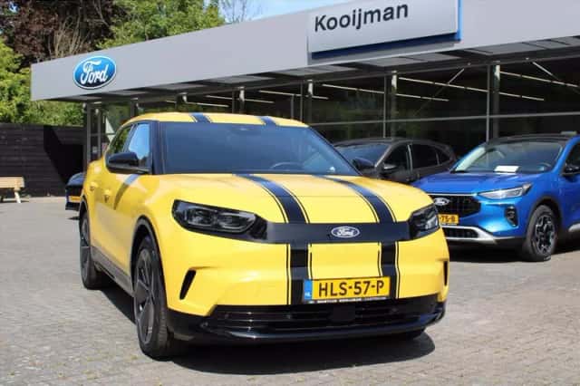 Ford Capri (2025) thumbnail 3