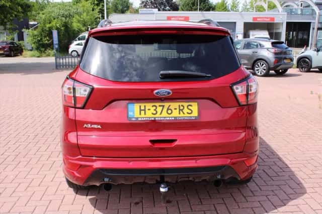 Ford Kuga (2018) thumbnail 6