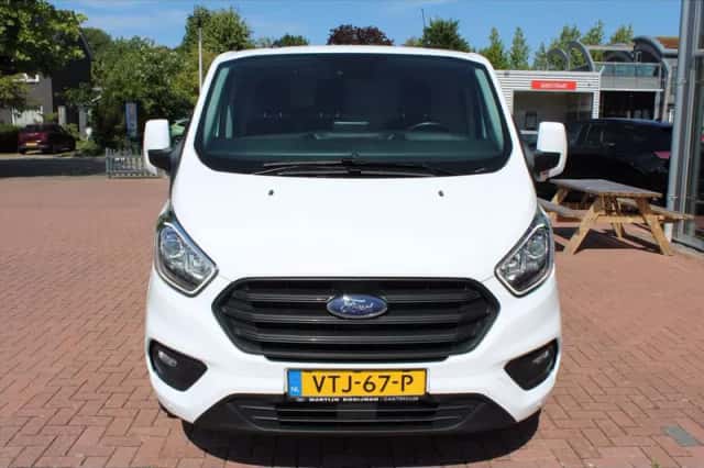 Ford Transit (2023) thumbnail 5