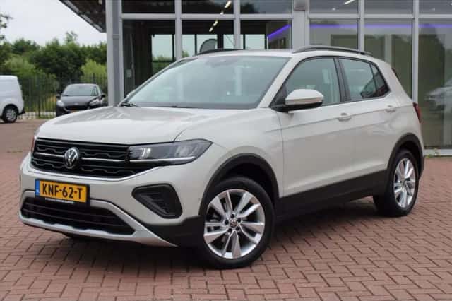 Volkswagen T-Cross (2024) thumbnail 1