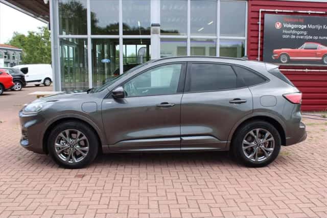 Ford Kuga (2020) thumbnail 4