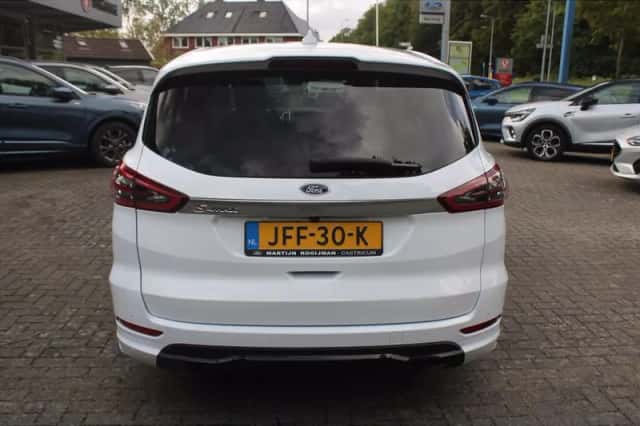 Ford S-Max (2023) thumbnail 6