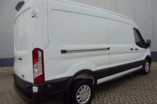 Ford Transit (2024) thumbnail 6