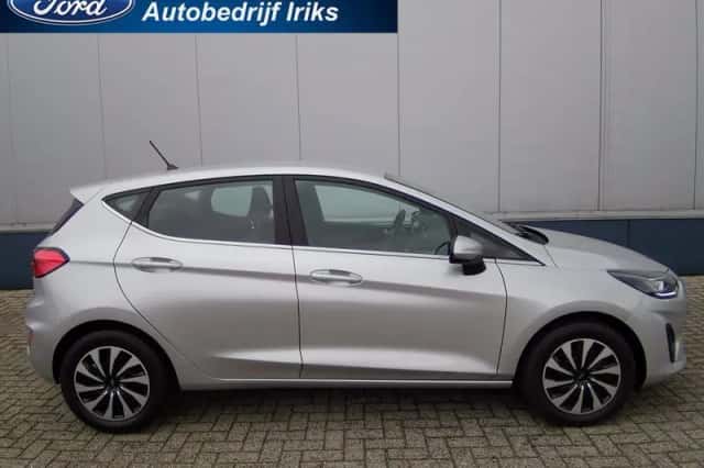 Ford Fiesta (2022) thumbnail 4
