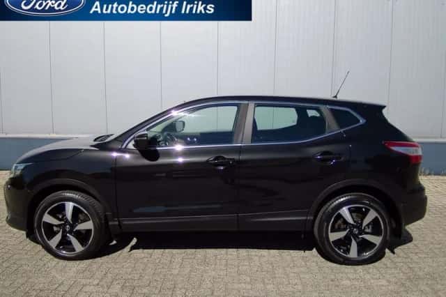 Nissan Qashqai (2015) thumbnail 3