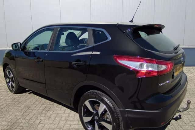 Nissan Qashqai (2015) thumbnail 6