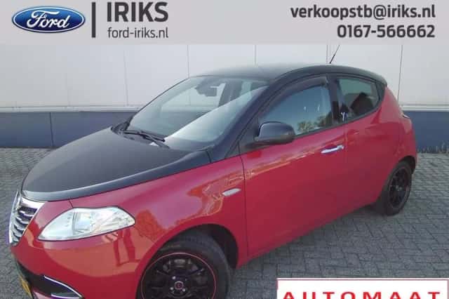 Lancia Ypsilon (2012) thumbnail 1
