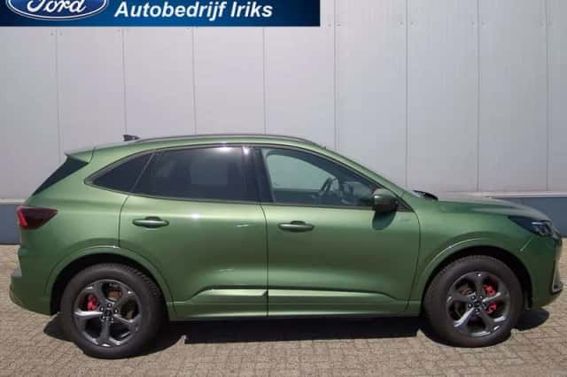 Ford Kuga (2025) thumbnail 3