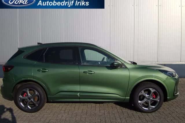 Ford Kuga (2025) thumbnail 4