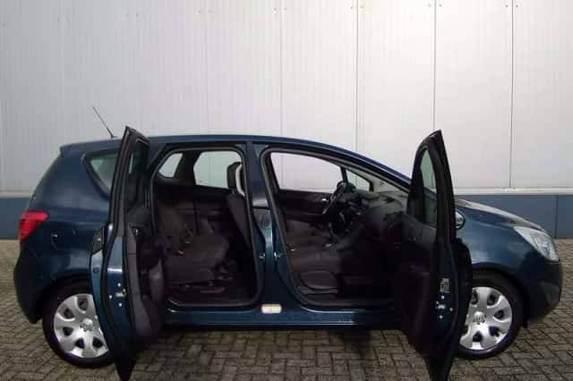 Opel Meriva (2013) thumbnail 5