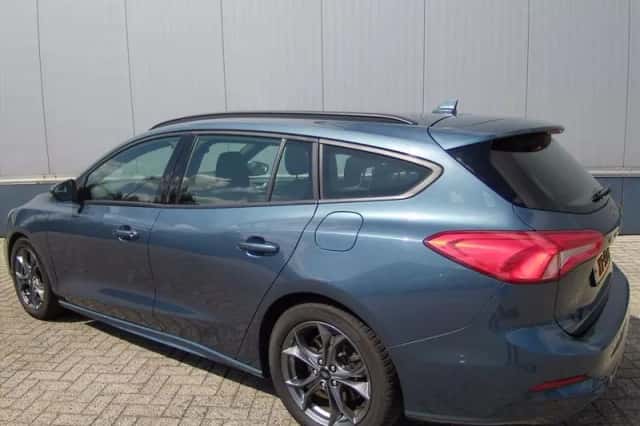 Ford Focus (2019) thumbnail 5
