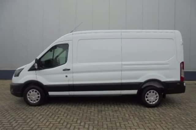 Ford Transit (2024) thumbnail 5