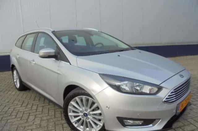 Ford Focus (2016) thumbnail 2