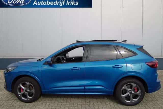 Ford Kuga (2024) thumbnail 3