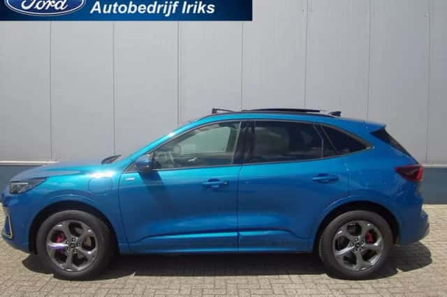 Ford Kuga (2025) thumbnail 4