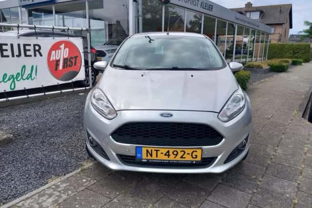 Ford Fiesta (2017) thumbnail 4