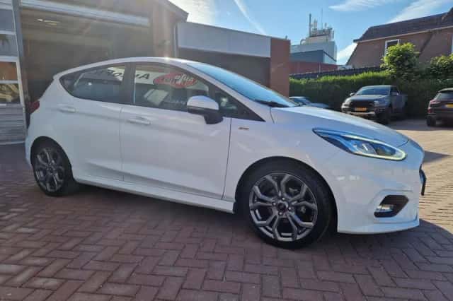 Ford Fiesta (2021) thumbnail 5