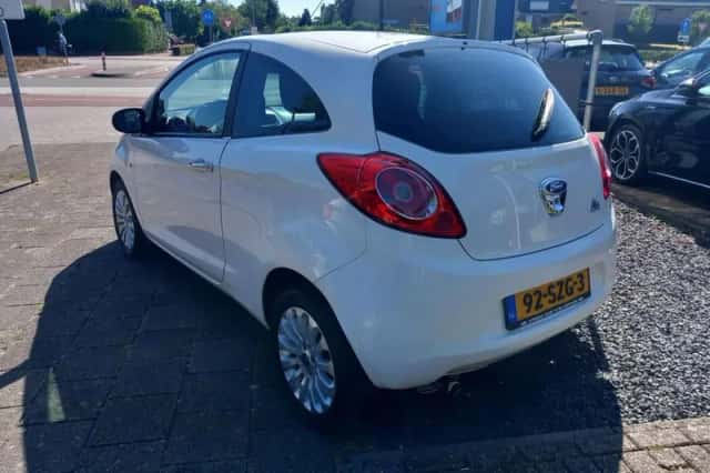 Ford Ka (2012) thumbnail 6
