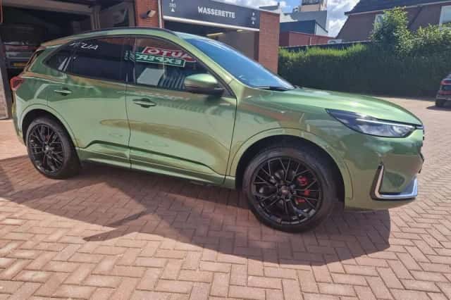 Ford Kuga (2024) thumbnail 6