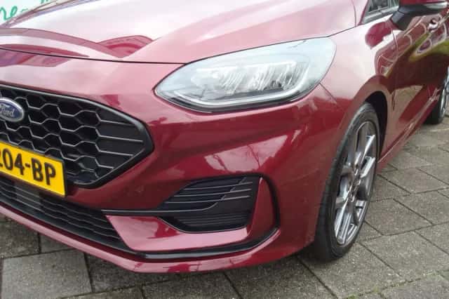Ford Fiesta (2022) thumbnail 4