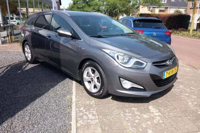 Hyundai i40 (2013) thumbnail 5