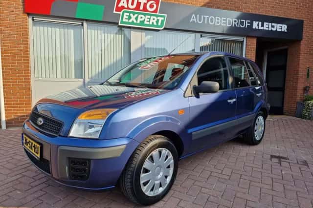 Ford Fusion (2006) thumbnail 3