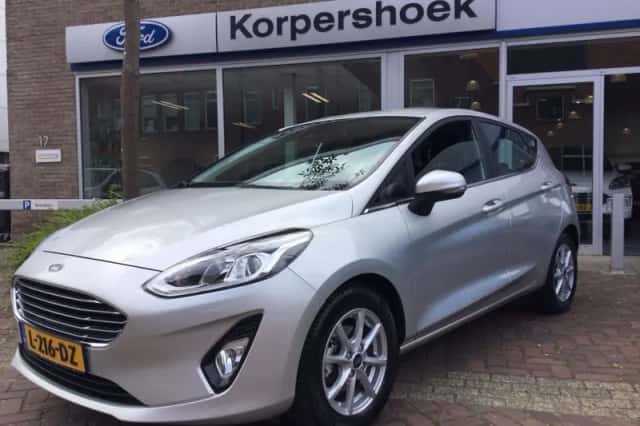 Ford Fiesta (2021) thumbnail 1