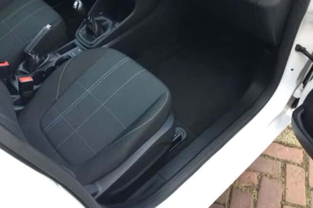 Ford Fiesta (2020) thumbnail 6