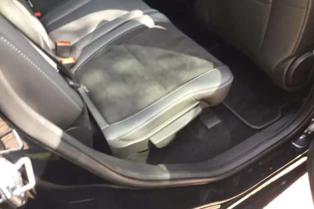 Ford Kuga (2017) thumbnail 5