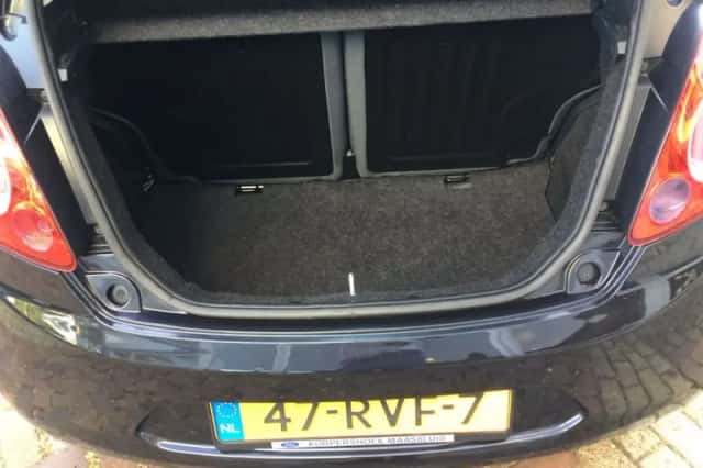 Ford Ka (2011) thumbnail 4