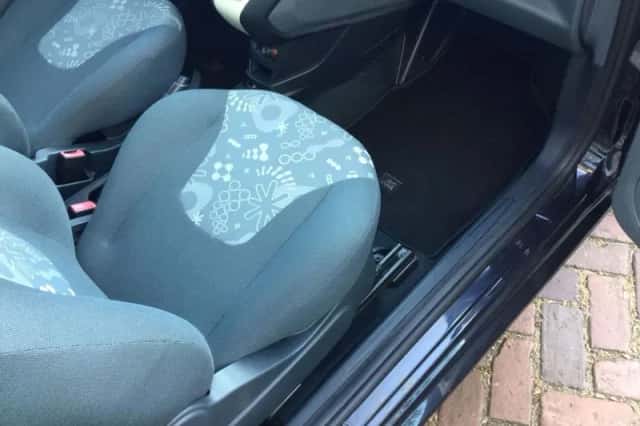 Ford Ka (2011) thumbnail 5