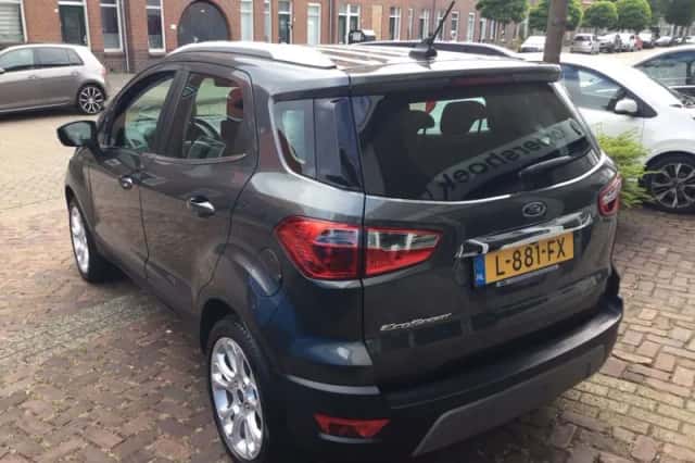 Ford EcoSport (2021) thumbnail 3