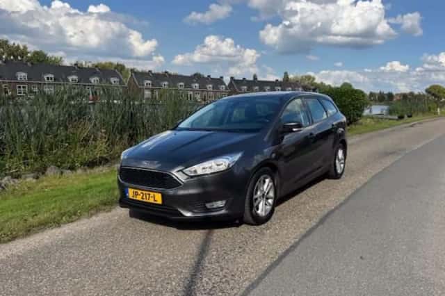 Ford Focus (2015) thumbnail 5