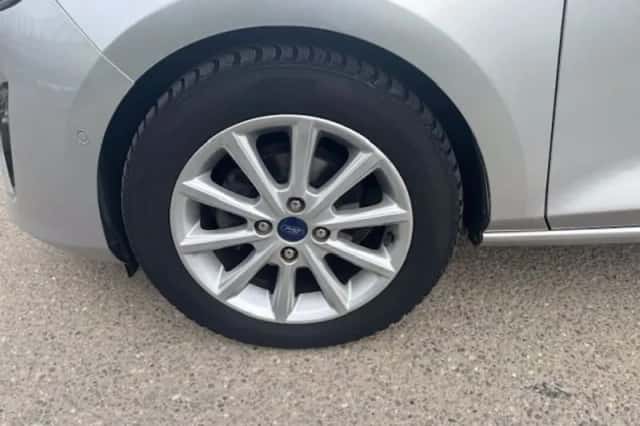 Ford Fiesta (2018) thumbnail 4