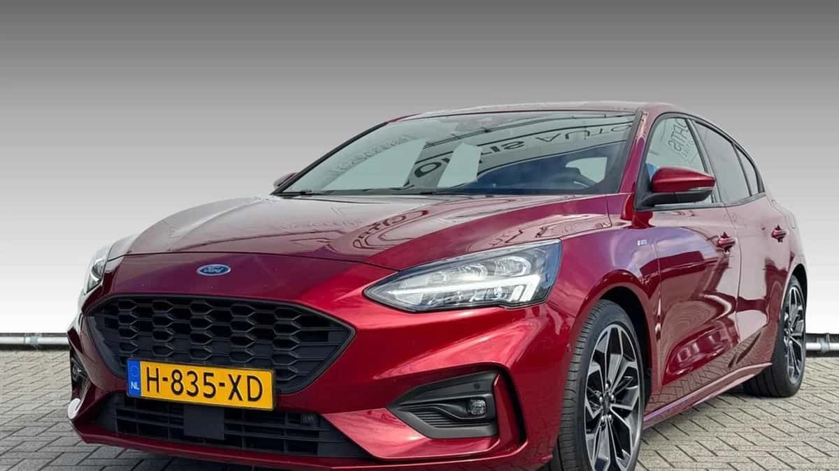 Ford Focus (2020) — foto 1
