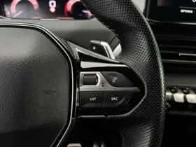 Peugeot 5008 (2023) thumbnail 18