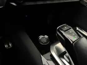 Peugeot 5008 (2023) thumbnail 19