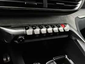 Peugeot 5008 (2023) thumbnail 20