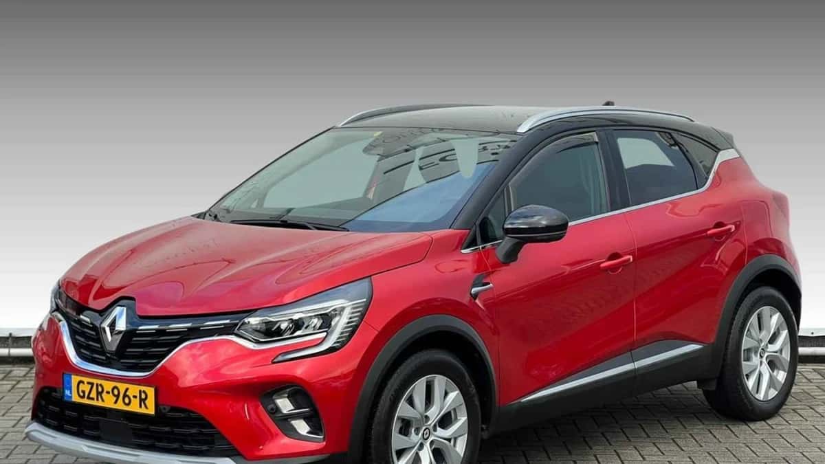 Renault Captur (2022) — foto 1