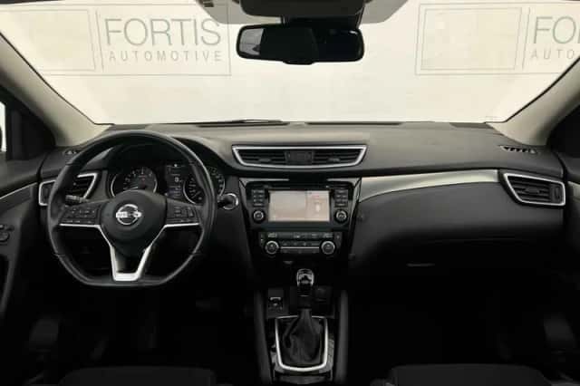 Nissan Qashqai (2018) thumbnail 4