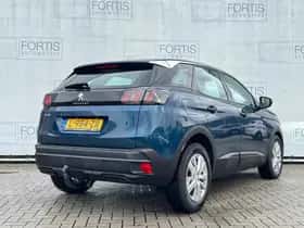 Peugeot 3008 (2021) thumbnail 2