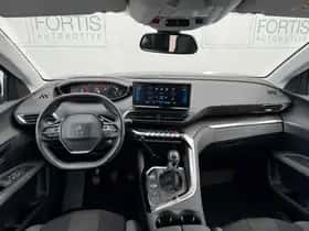 Peugeot 3008 (2021) thumbnail 6