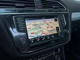 Volkswagen Tiguan (2017) thumbnail 11