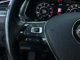 Volkswagen Tiguan (2017) thumbnail 19