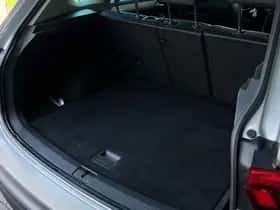 Volkswagen Tiguan (2017) thumbnail 24