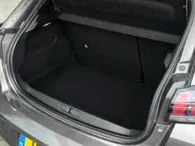 Peugeot 208 (2021) thumbnail 24