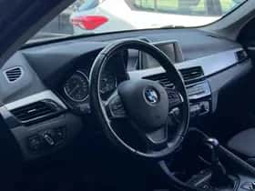 BMW X1 (2017) thumbnail 11
